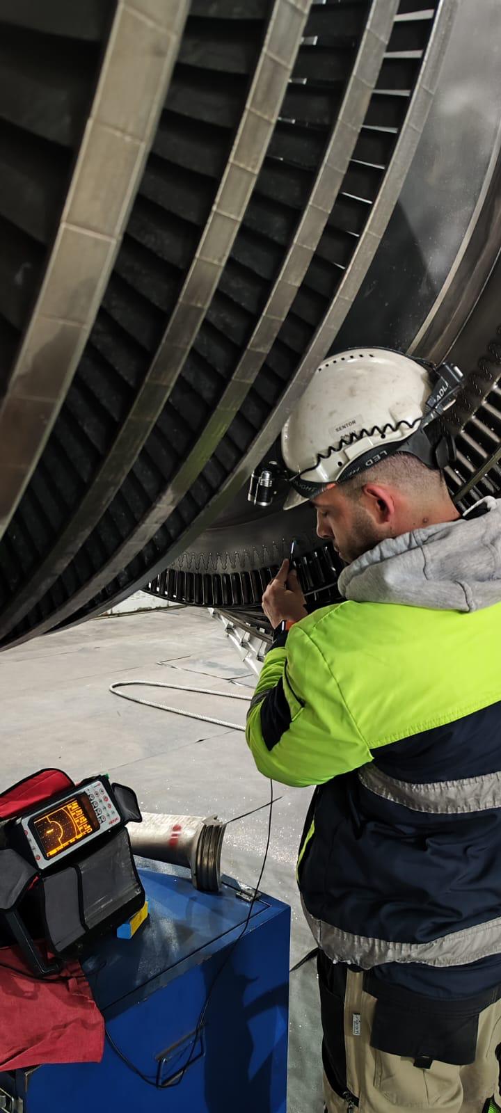 ET kontrolü - Türbin kanatlarında detaylı inceleme