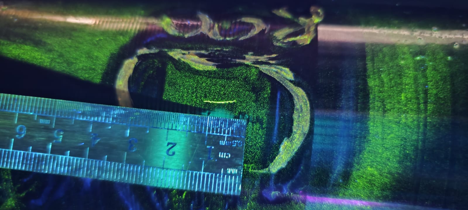 Floresan MT - Cetvel ile kusur boyutu ölçümü, çatlak endikasyonu