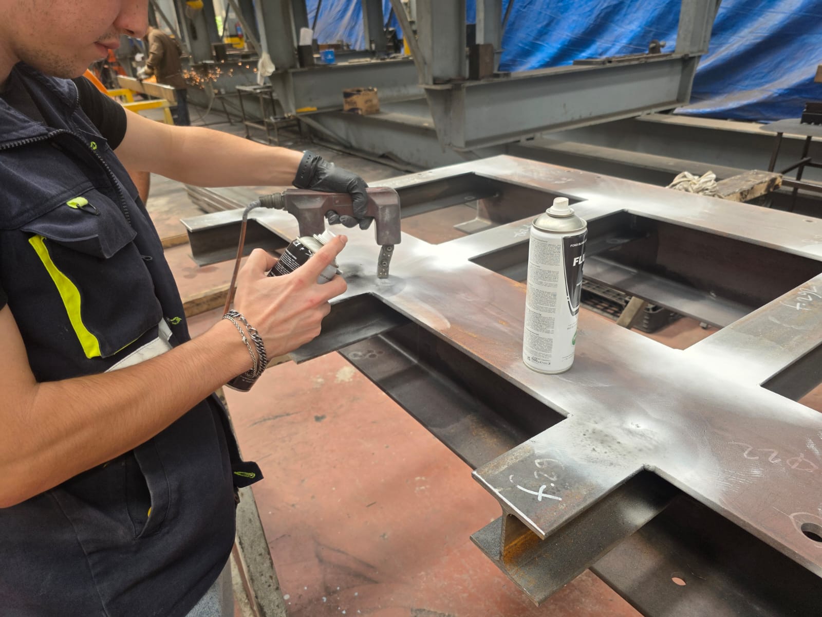 MT sprey uygulaması - Kontrast boya ile yüzey hazırlığı