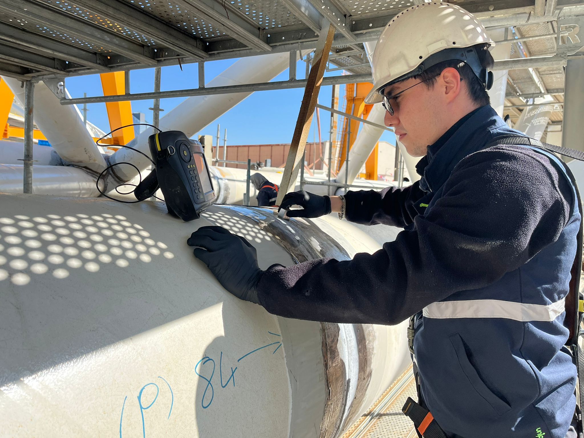 Dış mekan boru hattı - Boyalı boru kaynak dikişi UT taraması