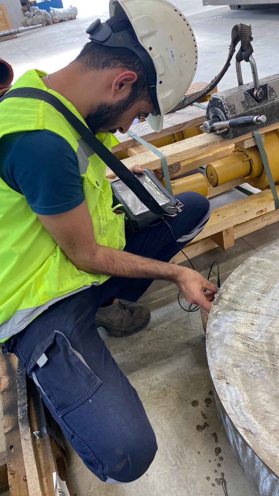 Yuvarlak çelik plaka - Kalınlık ve kusur taraması UT muayenesi