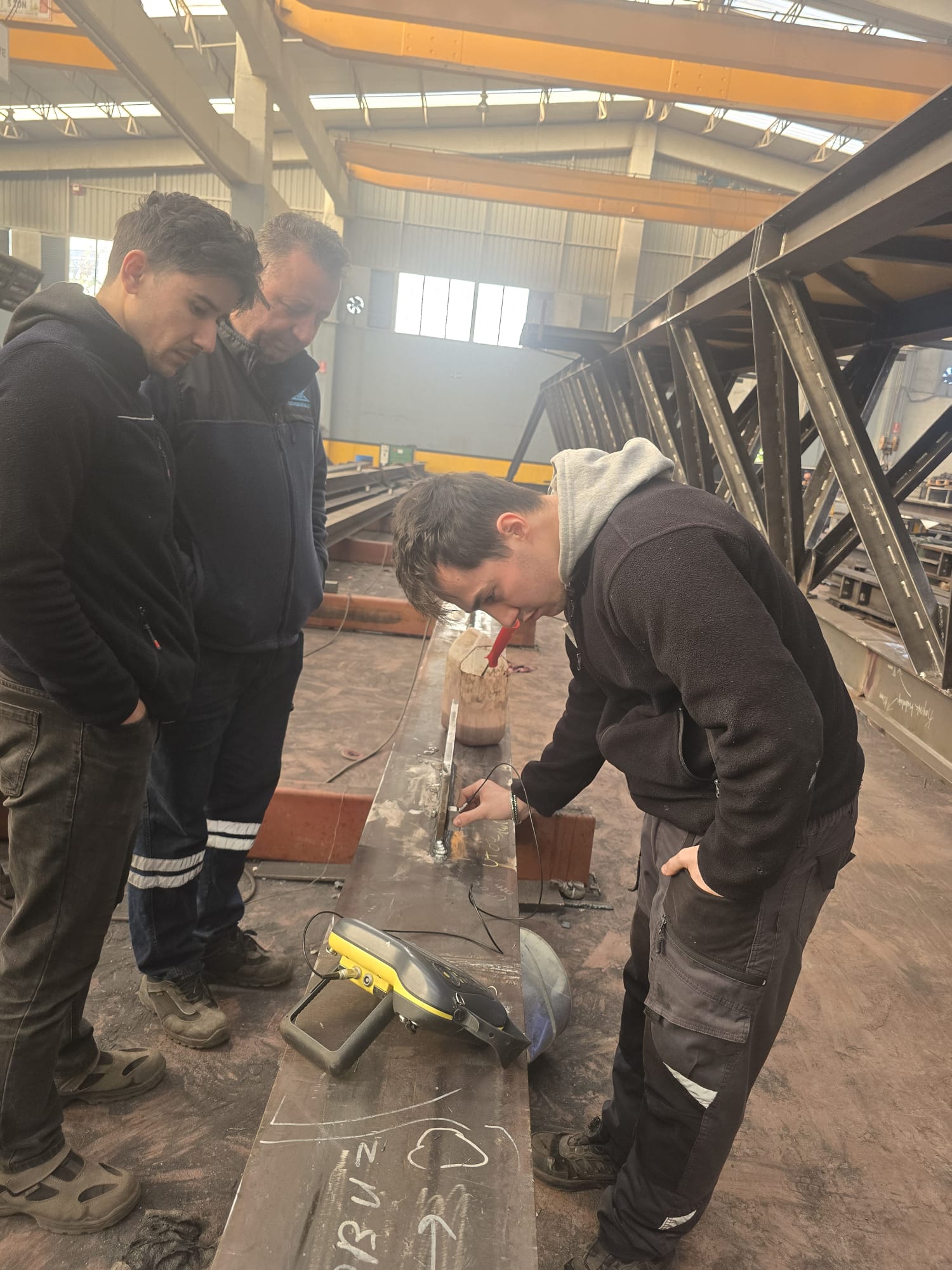 Fabrika içi UT eğitimi - Çelik profil kaynak dikişi muayenesi